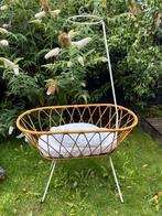 Wieg retro rotan, Kinderen en Baby's, Babywiegjes en Ledikanten, Ophalen, Gebruikt, Wieg