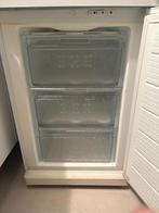 BOSCH Tafelmodel Vriezer - 3 Lades, Witgoed en Apparatuur, Vriezers en Diepvrieskisten, Gebruikt, Minder dan 85 cm, Minder dan 60 cm