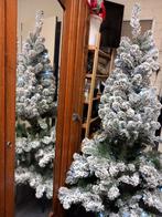 Kerstboom Millington 185cm hoog met Led, Ophalen