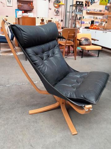 Vatne Möbler Falcon Chair Sigurd vintage  fauteuil  beschikbaar voor biedingen