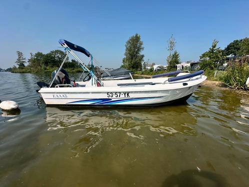 Consoleboot, Watersport en Boten, Vis- en Consoleboten, Gebruikt, 3 tot 6 meter, Benzine, Buitenboordmotor, Polyester, Ophalen of Verzenden