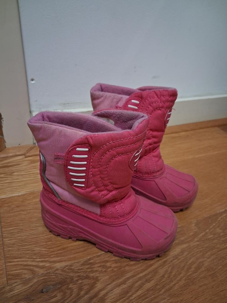 Snowboots maat 27, Kinderen en Baby's, Kinderkleding | Schoenen en Sokken, Gebruikt, Meisje, Ophalen of Verzenden, Laarzen