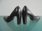 GRATIS VERZENDEN | PAUL WARMER leren zwarte pumps 38, Kleding | Dames, Schoenen, Pumps, Verzenden, Zwart, Zo goed als nieuw