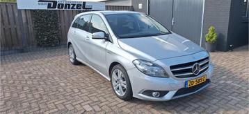Mercedes-Benz B-Klasse 180 Ambition - AUTOMAAT - 98668 km beschikbaar voor biedingen