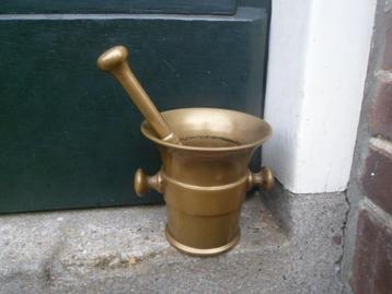 Mooie grote VIJZEL beker 12 cm. hoog stamper 20 cm. lang  beschikbaar voor biedingen