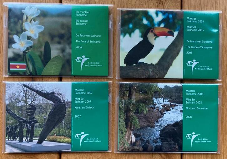 4 Muntsetjes Suriname (2004 / 2005 / 2007 / 2008), Postzegels en Munten, Munten | Nederland, Setje, 2½ gulden, Koningin Beatrix