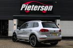 Volkswagen Touareg 3.0 TDI LUCHTVERING TREKHAAK STUURVERWARM, Automaat, Euro 5, Gebruikt, Zwart