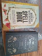 Modern witchcraft spell book en Spells for change, Ophalen of Verzenden, Zo goed als nieuw