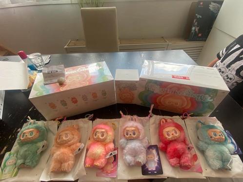 Labubu Big into energy vinyl plush Origineel!, Verzamelen, Poppetjes en Figuurtjes, Nieuw, Ophalen of Verzenden