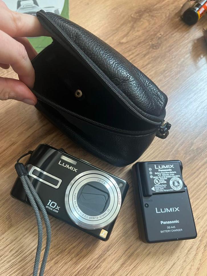 Lumix Panasonic DMC TZ3 kleine camera met 10x optische zoom, Audio, Tv en Foto, Fotocamera's Digitaal, Zo goed als nieuw, Compact