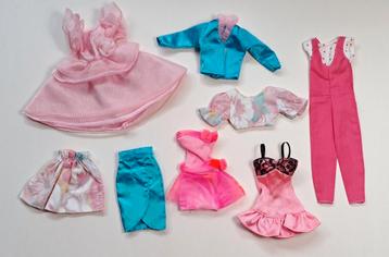 Vintage Mattel Barbie kleertjes 1980s - 1990s beschikbaar voor biedingen