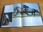 Prachtig Paardenboek met Grote Foto's, Boeken, Detectives, Ophalen of Verzenden, Zo goed als nieuw, Onbekend