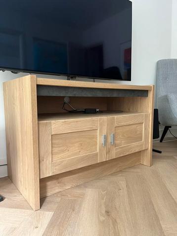 Houten tv meubel beschikbaar voor biedingen
