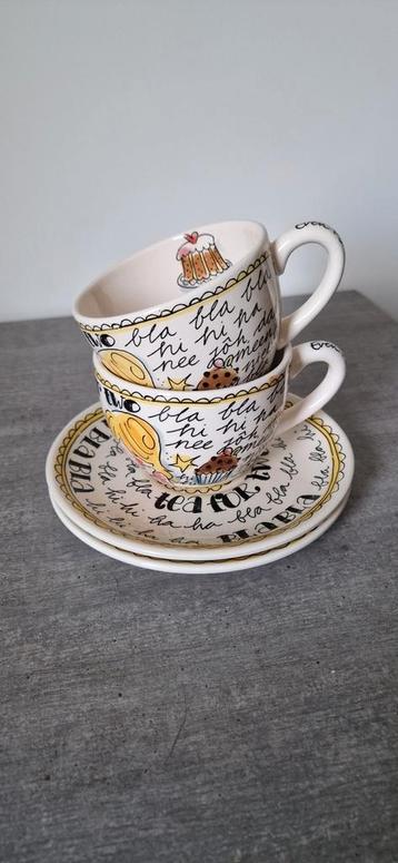 Blond Amsterdam servies beschikbaar voor biedingen