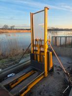 Elektrische stapelaar, Ophalen of Verzenden, Zo goed als nieuw