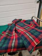 Deken plaid geruit roodgroen met franjers, Huis en Inrichting, Woonaccessoires | Plaids en Woondekens, Ophalen of Verzenden