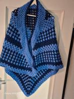 Gehaakte omslagdoek..Diverse kleuren p, Kleding | Dames, Overige Dameskleding, Handgemaakt, Ophalen, Zo goed als nieuw