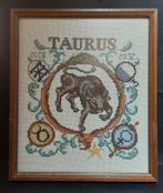 Taurus, borduurwerk in lijst achter glas, Ophalen of Verzenden, Zo goed als nieuw