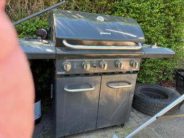 Grandhall gas bbq beschikbaar voor biedingen