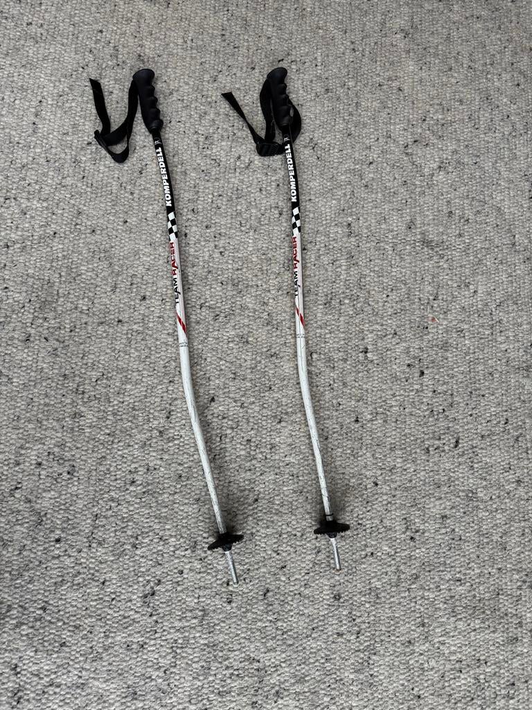 Kinder skistokken - 90 cm, Sport en Fitness, Skiën en Langlaufen, Gebruikt, Stokken, Skiën, Minder dan 100 cm