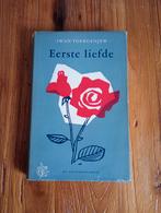 Eerste Liefde - Ivan Toergenjev, Boeken, Literatuur, Ophalen of Verzenden, Gelezen, Europa overig