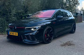 Volkswagen Golf 2.0 GTI CLUBSPORT 450 PK RK CUSTOM PANO VOL beschikbaar voor biedingen