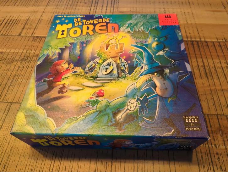 De Betoverde Toren - Leuk familiespel!, Hobby en Vrije tijd, Gezelschapsspellen | Bordspellen, Zo goed als nieuw, Een of twee spelers