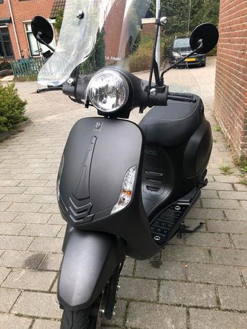 La souris scooter beschikbaar voor biedingen
