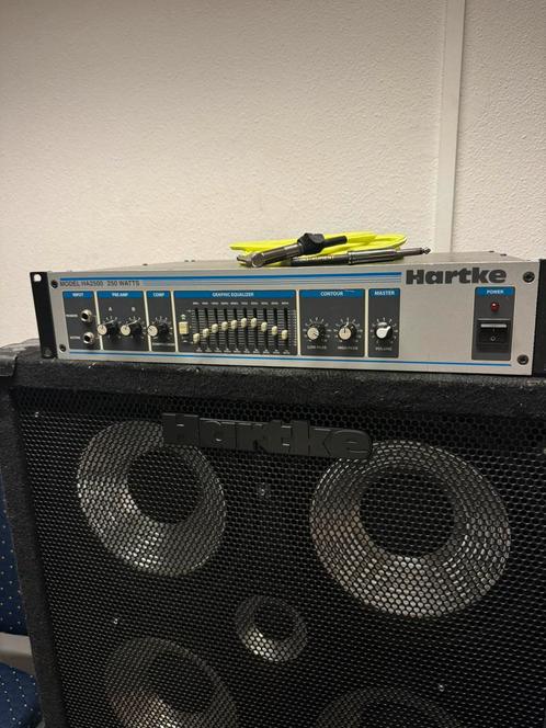 HARTKE HA 2500 versterker, Muziek en Instrumenten, Versterkers | Bas en Gitaar, Gebruikt, Basgitaar, 100 watt of meer, Ophalen of Verzenden