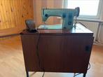 Husqvarna vintage naaimachine in een vaste kast, Antiek en Kunst, Antiek | Naaimachines, Ophalen
