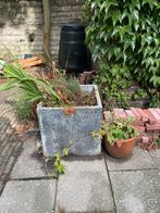 Gratis plantenbak 50x50x50 inhoud zelf afvoeren, Ophalen, Steen, Minder dan 60 cm, Vierkant