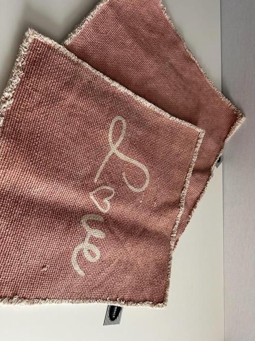 Riverdale roze placemats/onderzetters, Huis en Inrichting, Keuken | Textiel, Zo goed als nieuw, Placemat, Roze, Ophalen of Verzenden