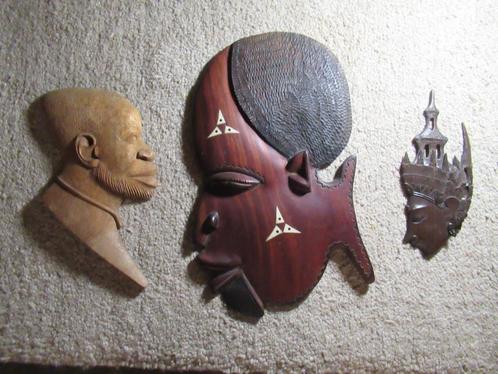MASKERS 3 stuks Indnesisch Afrikaans zie beschrijving, Antiek en Kunst, Kunst | Niet-Westerse kunst, Ophalen of Verzenden
