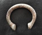 Manilla armband (lot 4), Antiek en Kunst, Curiosa en Brocante, Verzenden