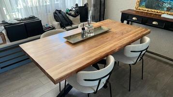 Industriële Eettafel 180x90 beschikbaar voor biedingen