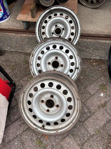 volkswagen 80’s 14 inch staal beschikbaar voor biedingen