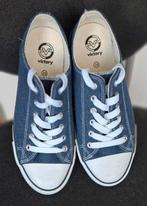 Sneakers spijkerstof nieuw! Mt 39, Ophalen of Verzenden, Zo goed als nieuw, Schoenen