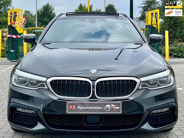 BMW 5-serie Touring 530d xDrive M-Pakket 2019 RIJK UITGERUST, Auto's, BMW, Bedrijf, Te koop, 5-Serie, 360° camera, 4x4, ABS, Achteruitrijcamera