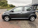 Toyota Aygo 1.0 VVT-i Comfort (bj 2012), Voorwielaandrijving, Euro 5, Gebruikt, 4 stoelen