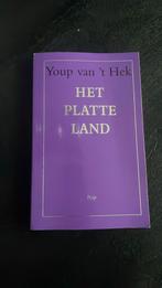 Youp van 't Hek - Het platte land, Gelezen, Ophalen of Verzenden, Nederland, Youp van 't Hek
