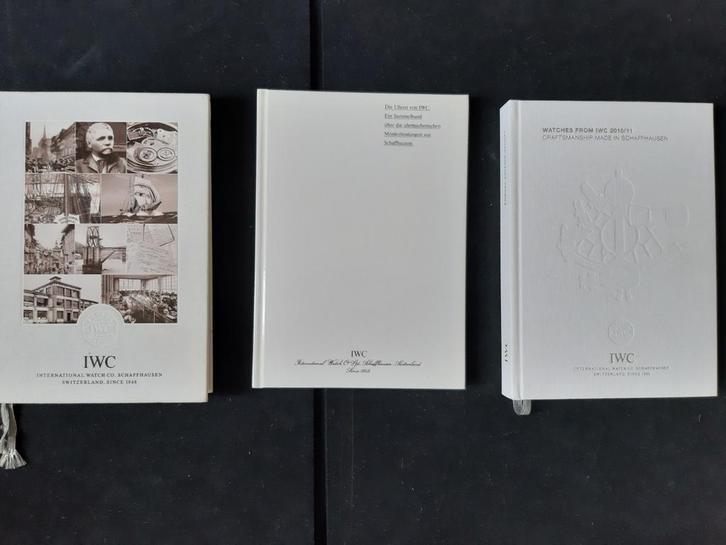 3 IWC Horlogeboeken - Collectie, Boeken, Catalogussen en Folders, Gelezen, Catalogus, Ophalen of Verzenden
