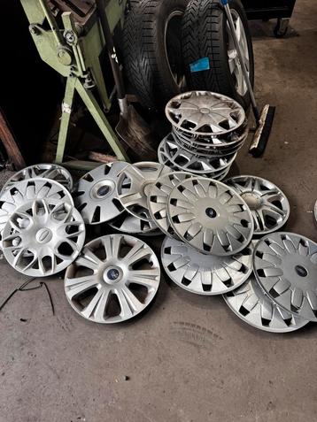 Wieldoppen 14”15”16”17”! beschikbaar voor biedingen