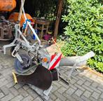 Rumptstad kantelploeg met steunwiel, Ophalen