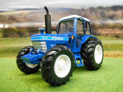 GEZOCHT SCHADE MODELLEN FORD  10 SERIE. TW  15.  TW 20, Hobby en Vrije tijd, Modelauto's | 1:32, Gebruikt, Tractor of Landbouw