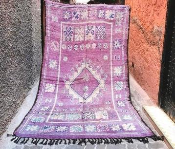 Vintage berber vloerkleed handgemaakt in Morokko  beschikbaar voor biedingen