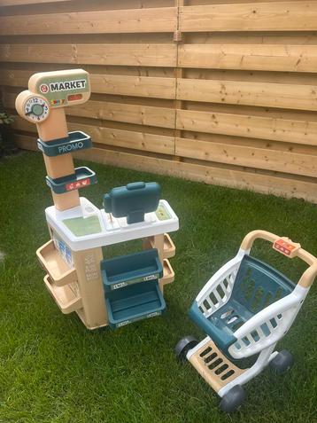 Smoby speelwinkeltje met winkelkarretje beschikbaar voor biedingen