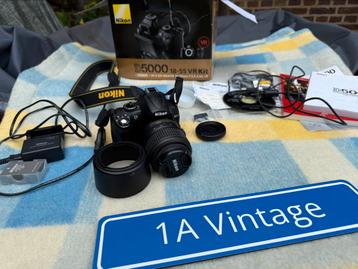 Nikon D5000 met AF-S VR 18-55mm DX lens beschikbaar voor biedingen