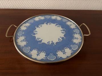 Vintage dienblad blauw / wit met verchroomde rand.  beschikbaar voor biedingen