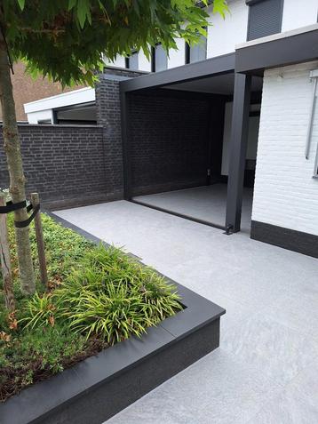 Vijverranden muurafdekken zwart Jet Black basalt natuursteen beschikbaar voor biedingen