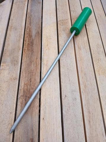 Hengel steun, strandsteun, feedersteun staand beschikbaar voor biedingen